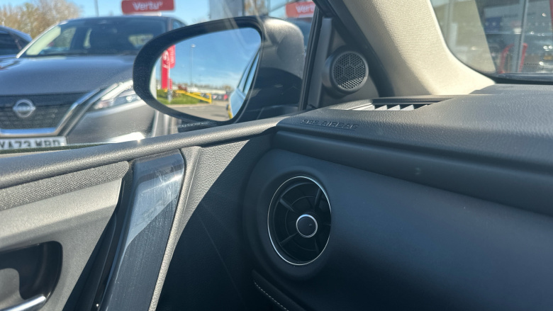 Toyota Auris 1.8 Hybrid Design TSS 5dr CVT [Nav] Hybrid Hatchback